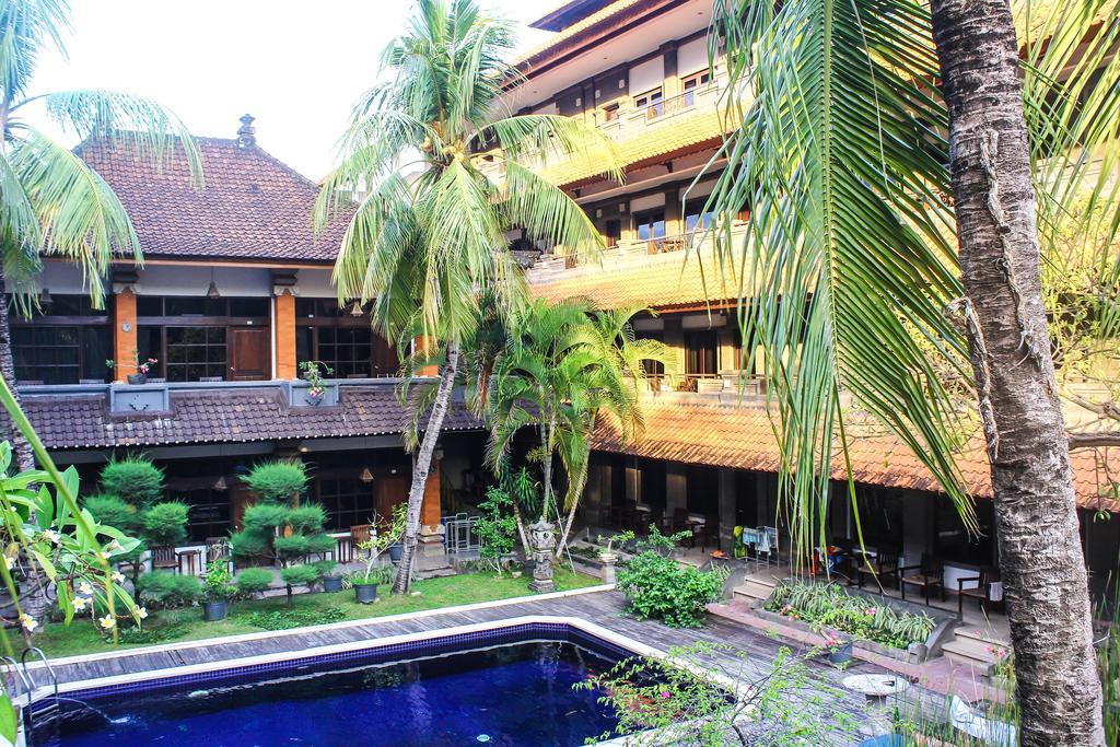 Hotel Puri Tanah Lot Kuta Lombok Buitenkant foto