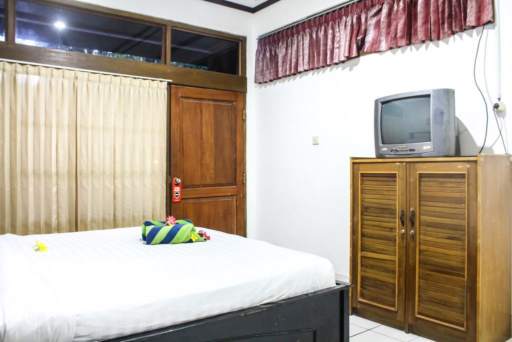 Hotel Puri Tanah Lot Kuta Lombok Buitenkant foto