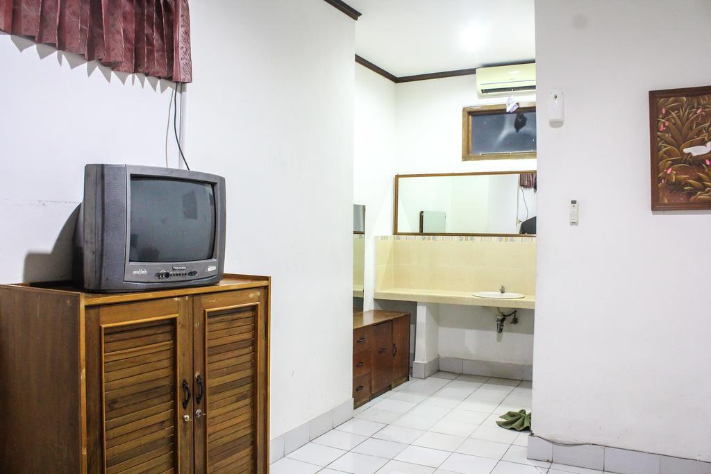 Hotel Puri Tanah Lot Kuta Lombok Buitenkant foto
