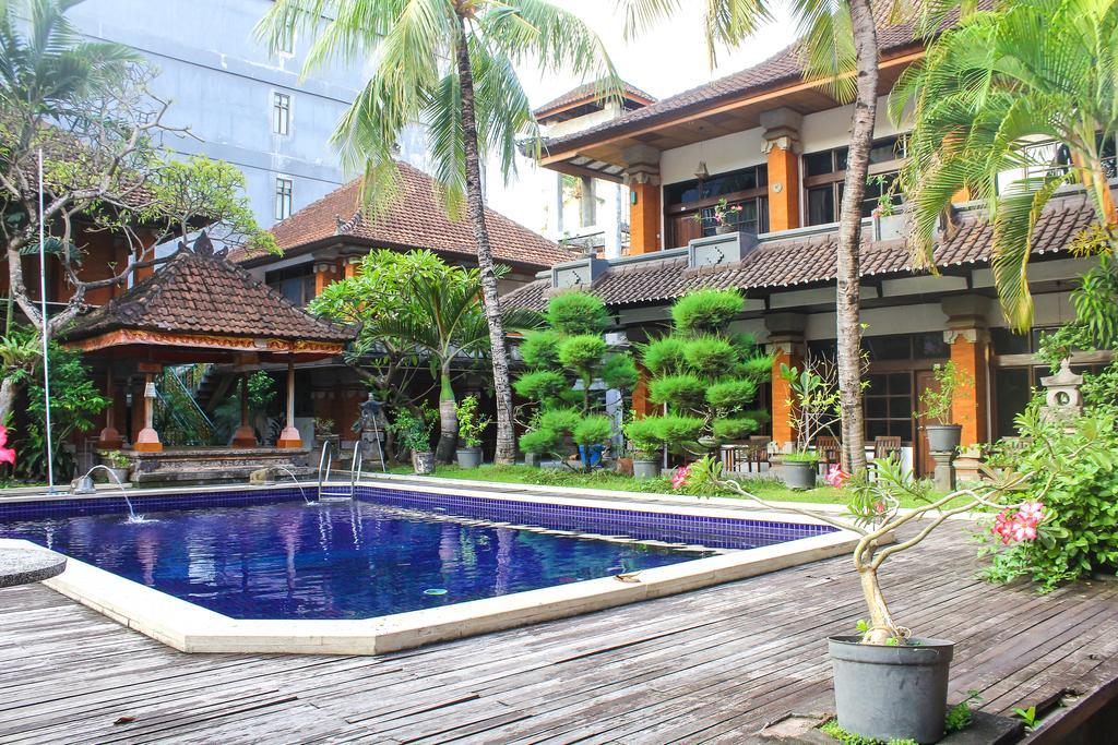 Hotel Puri Tanah Lot Kuta Lombok Buitenkant foto