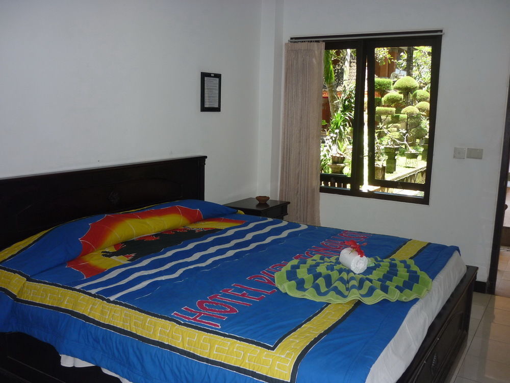 Hotel Puri Tanah Lot Kuta Lombok Buitenkant foto