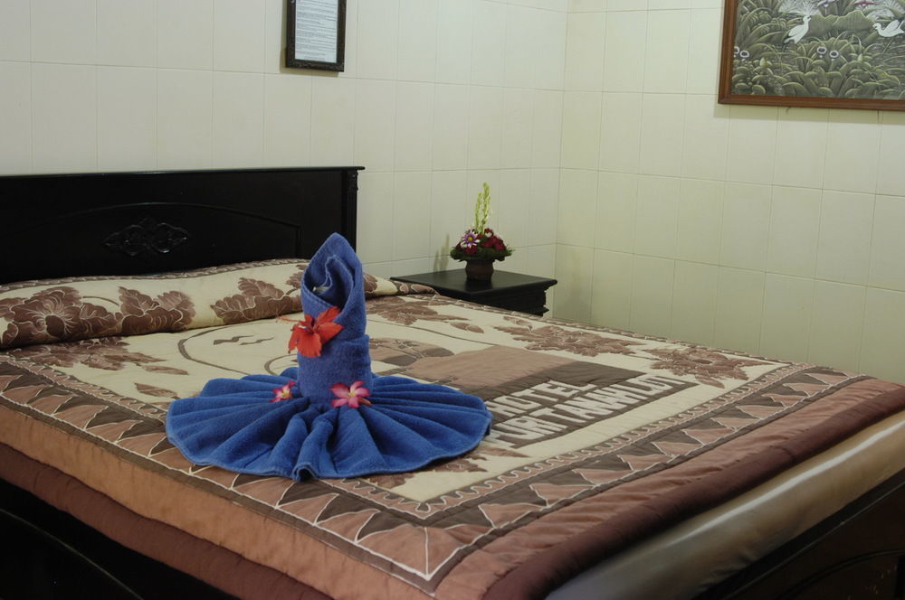Hotel Puri Tanah Lot Kuta Lombok Buitenkant foto