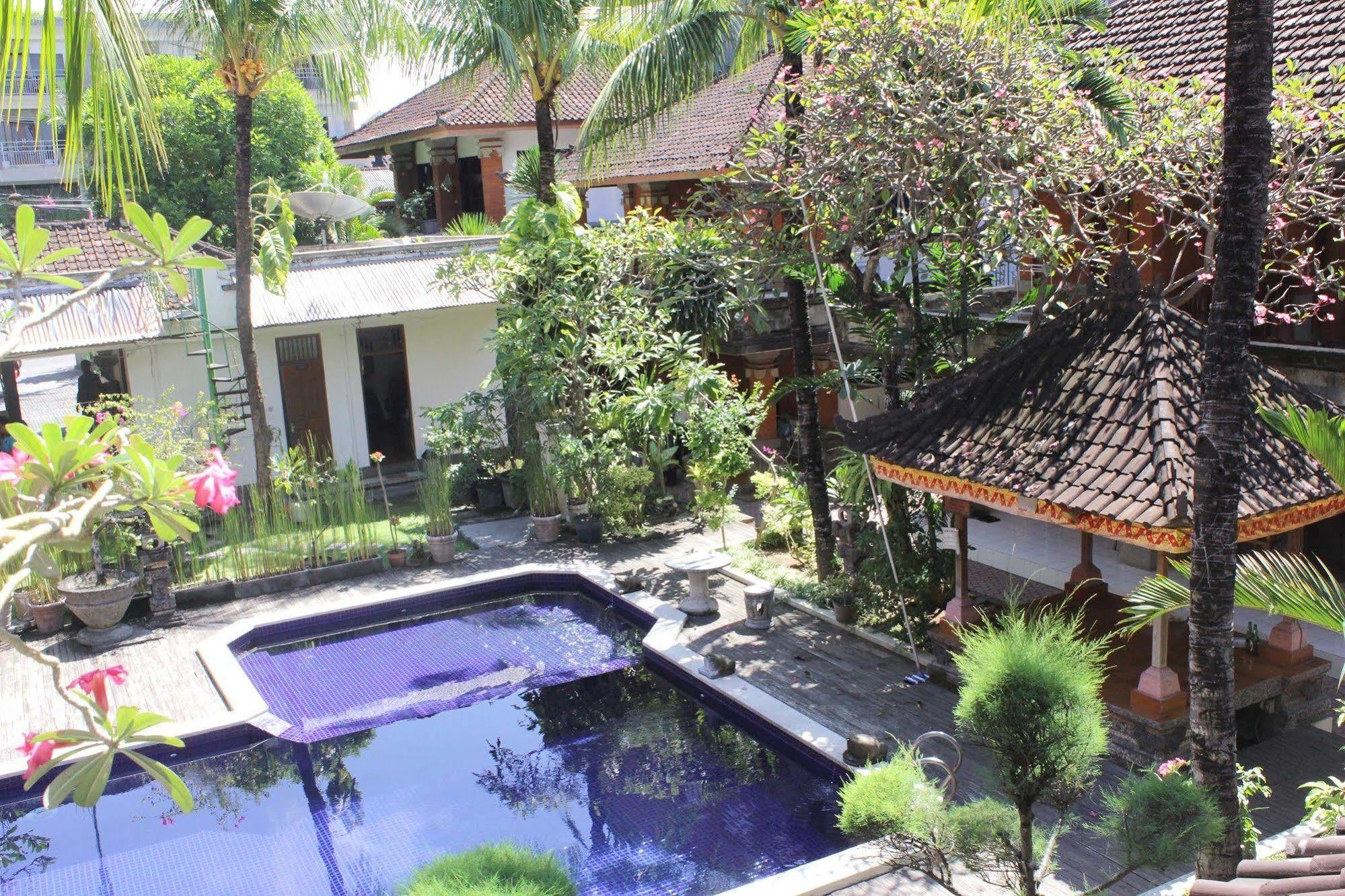 Hotel Puri Tanah Lot Kuta Lombok Buitenkant foto